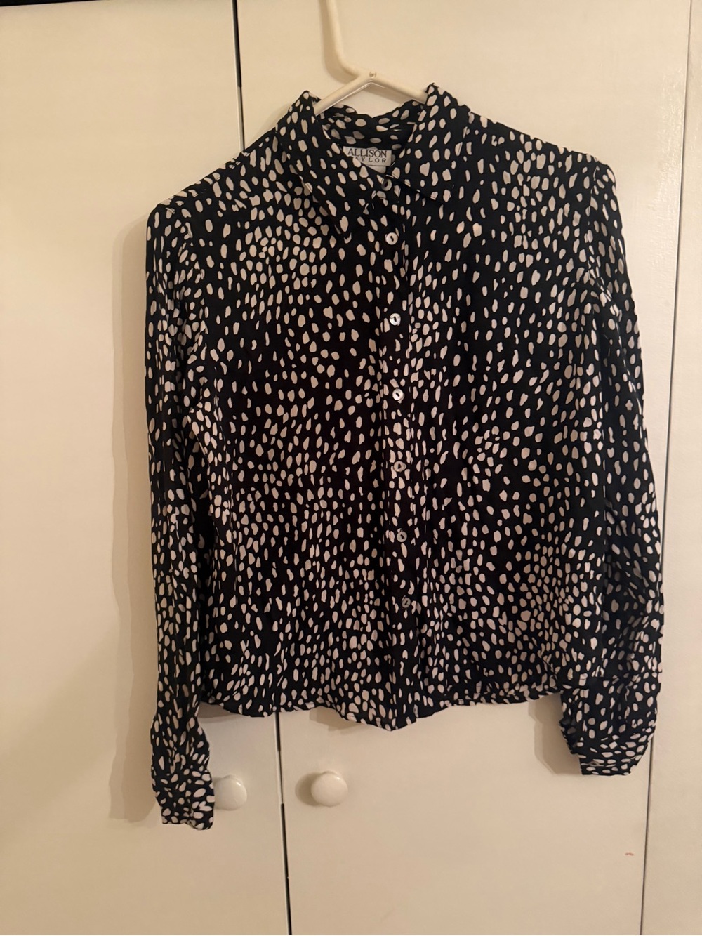 Allison Taylor Black & White/Cream Dotted Button-Up Silk Blouse